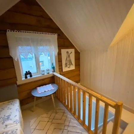 Nordlandshuset Lottebakken, In Lofoten Feriehus *